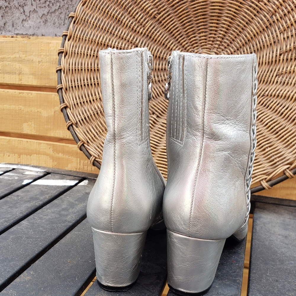 Earth Booties - Picture 6 of 8